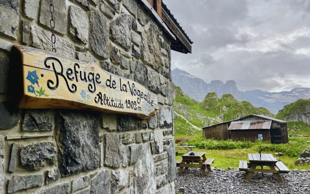 Photo d'un refuge gardé en France