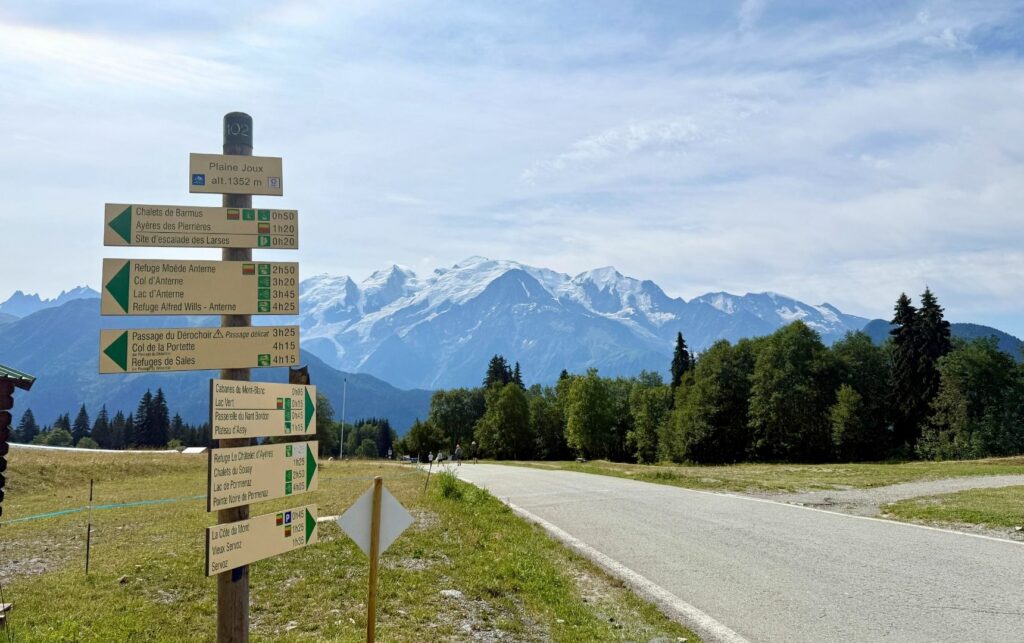 Plaine Joux dan sles Fiz Parking de Plaine Joux